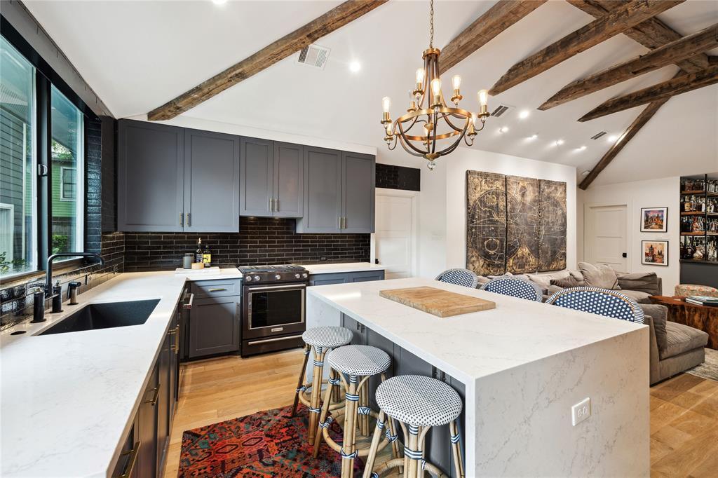 406 Bomar Street  Houston TX 77006 photo