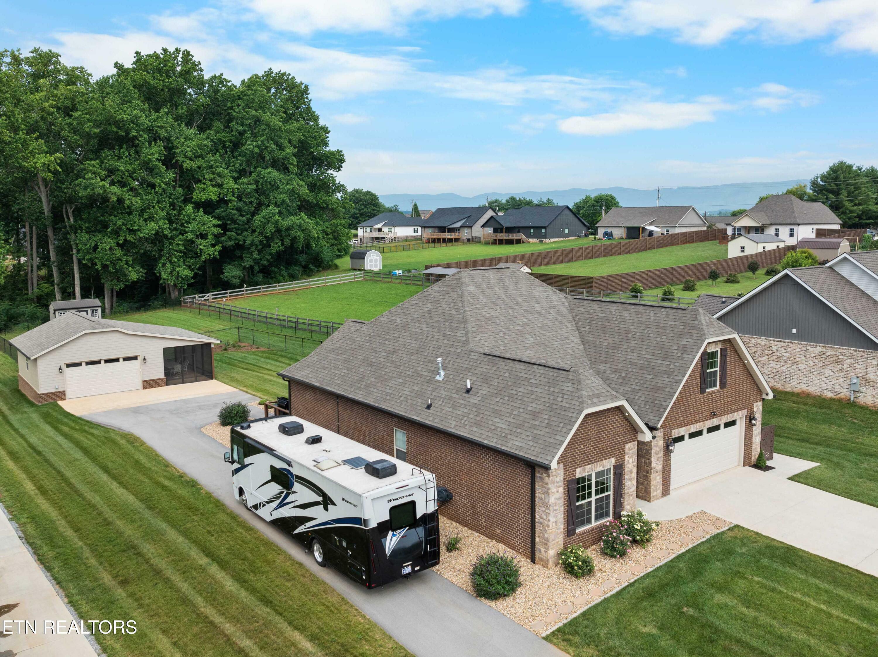 Property Photo: 216 Butterfly Way TN 37801