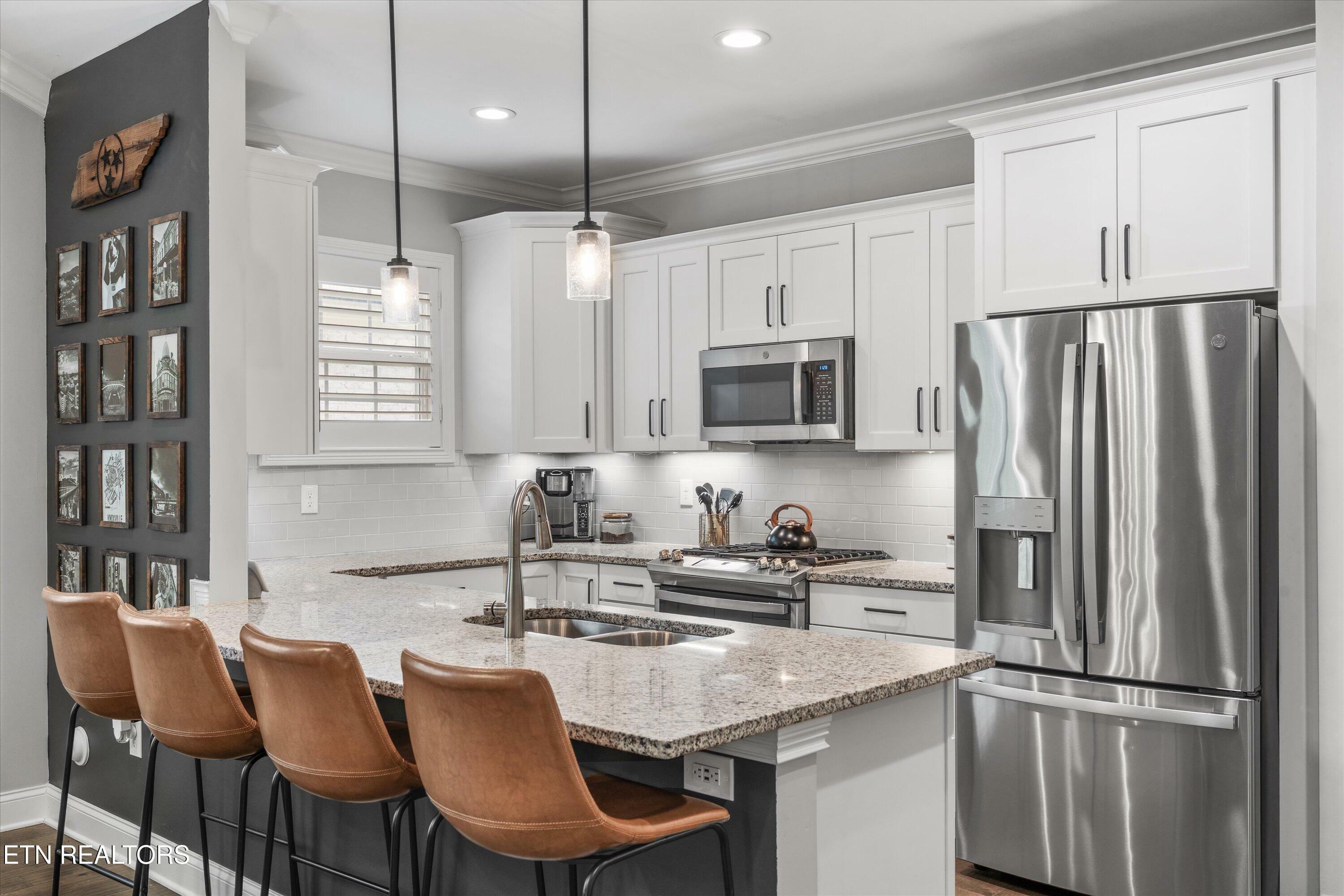 Property Photo: 1013 Westland Creek Blvd TN 37923