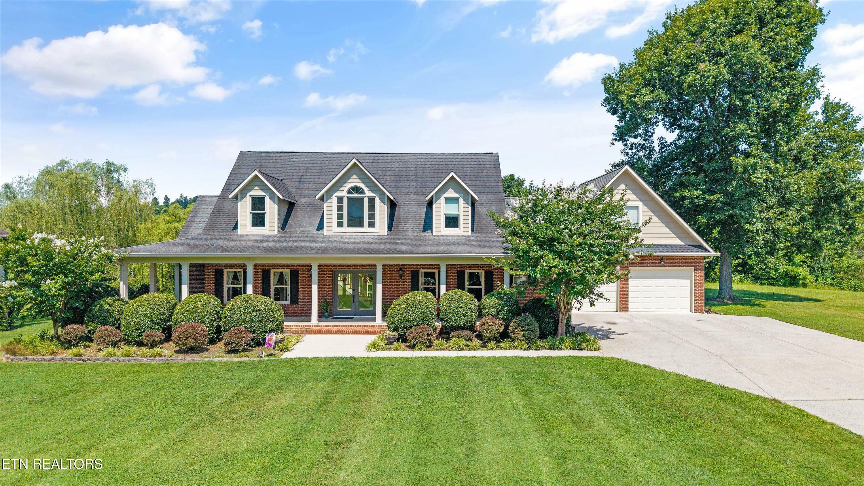 Property Photo: 102 Bradford Village Way TN 37763