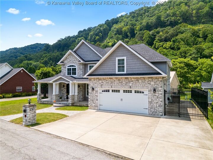 Property Photo:  3031 Olive Avenue  WV 25015 