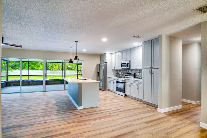 Property Photo:  5938 Marlberry Drive  FL 32819 