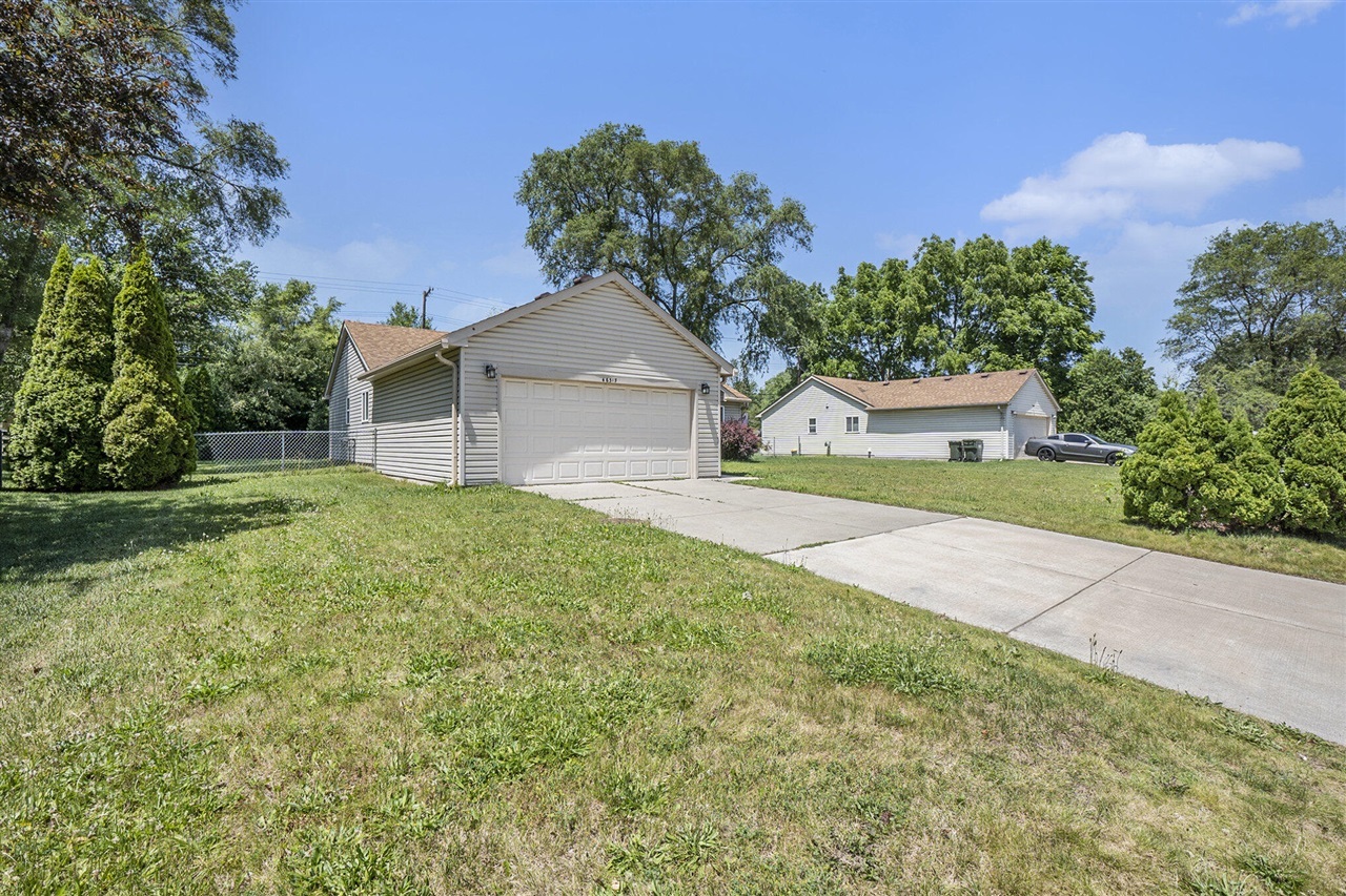 Property Photo: 46317 Dequindre Road MI 48307-4877