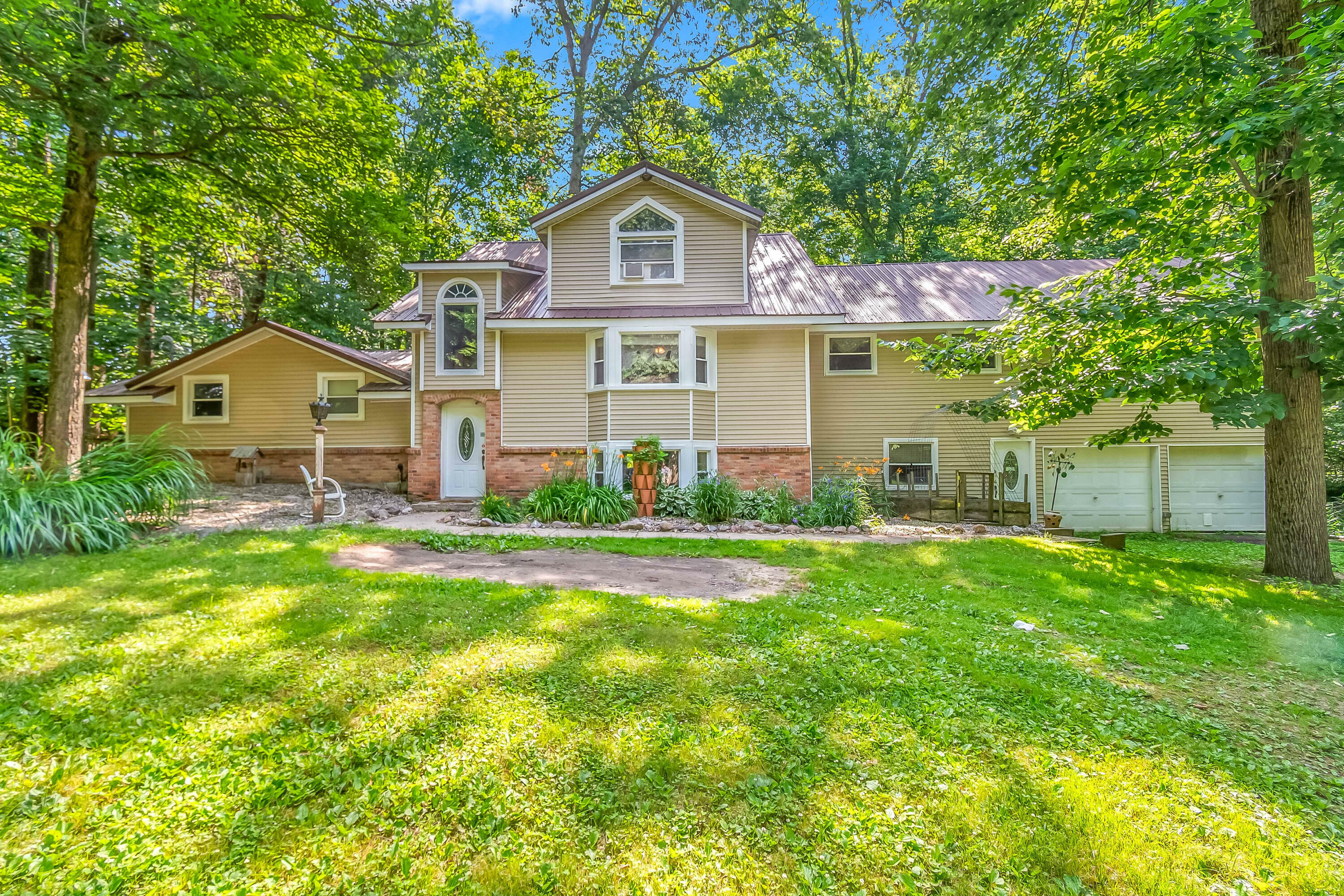 Property Photo: 1391 Lake Wilson Road S MI 49242