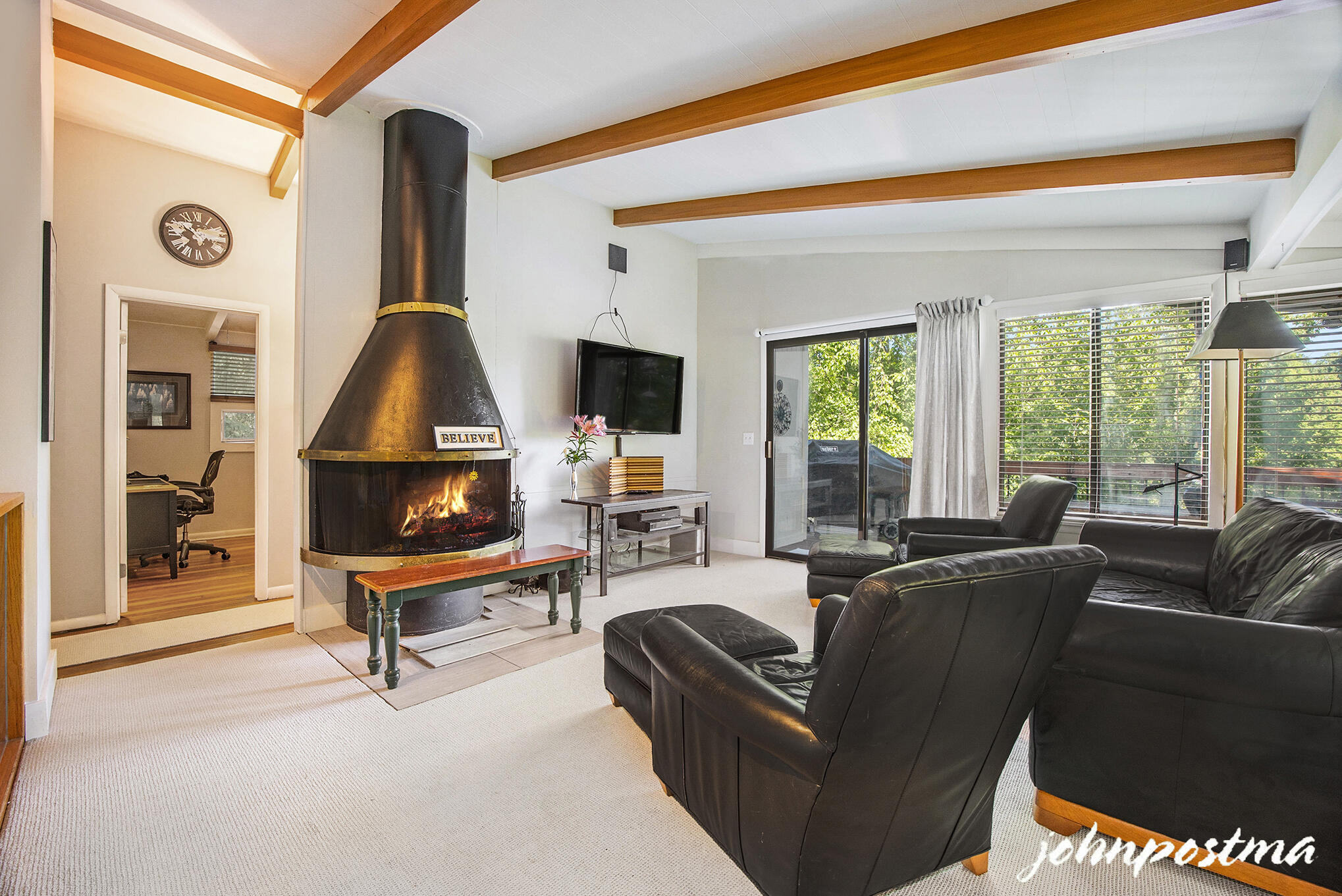 Property Photo: 3001 Thorncrest Drive SE MI 49546