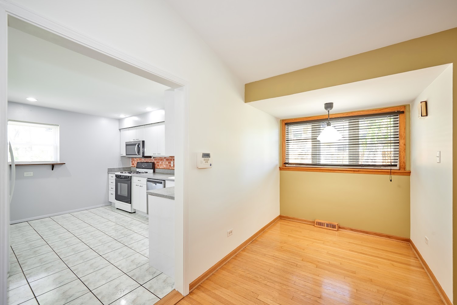 Property Photo: 8418 W Crain Street IL 60714