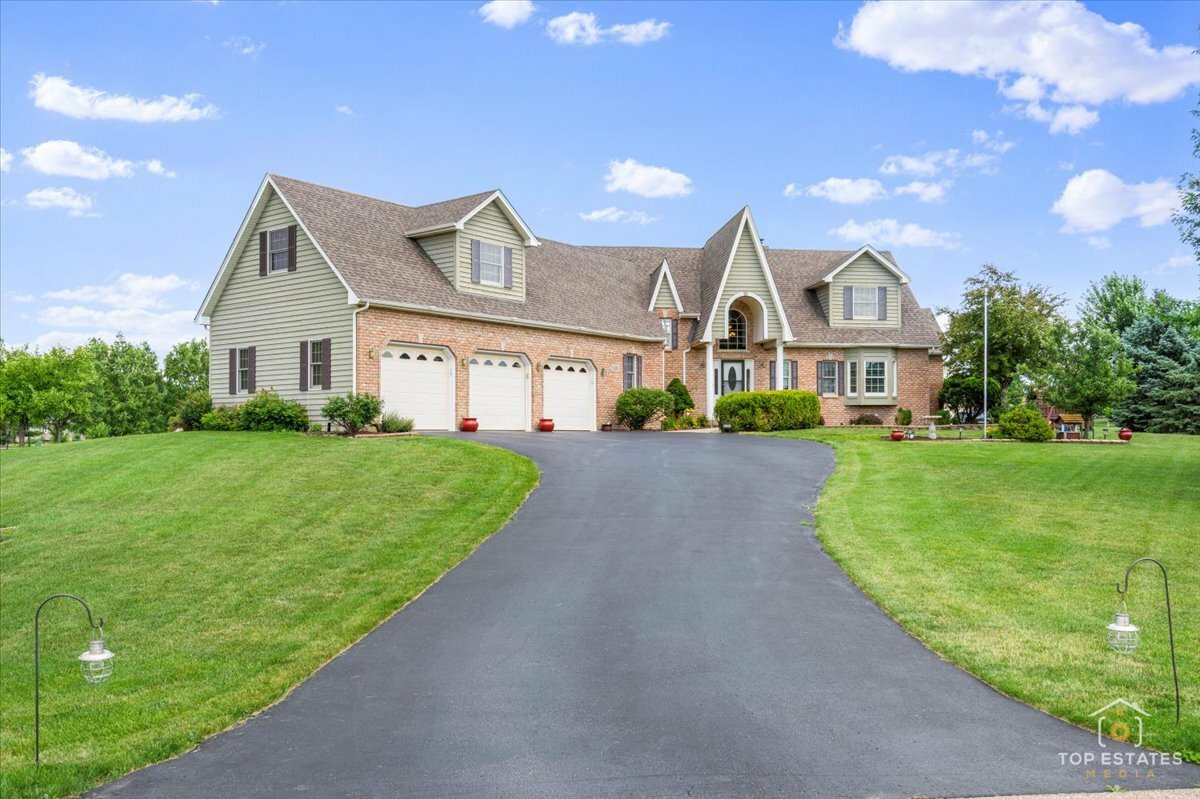 5350 Goldenrod Drive  Oswego IL 60543 photo
