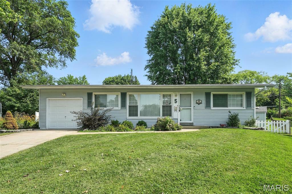 Property Photo: 5 Carson Court MO 63033
