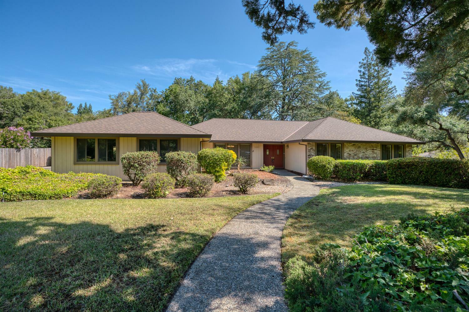 Property Photo:  8661 Farley Way  CA 95628 