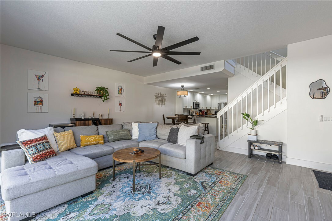 Property Photo: 28572 Alessandria Circle SW FL 34135