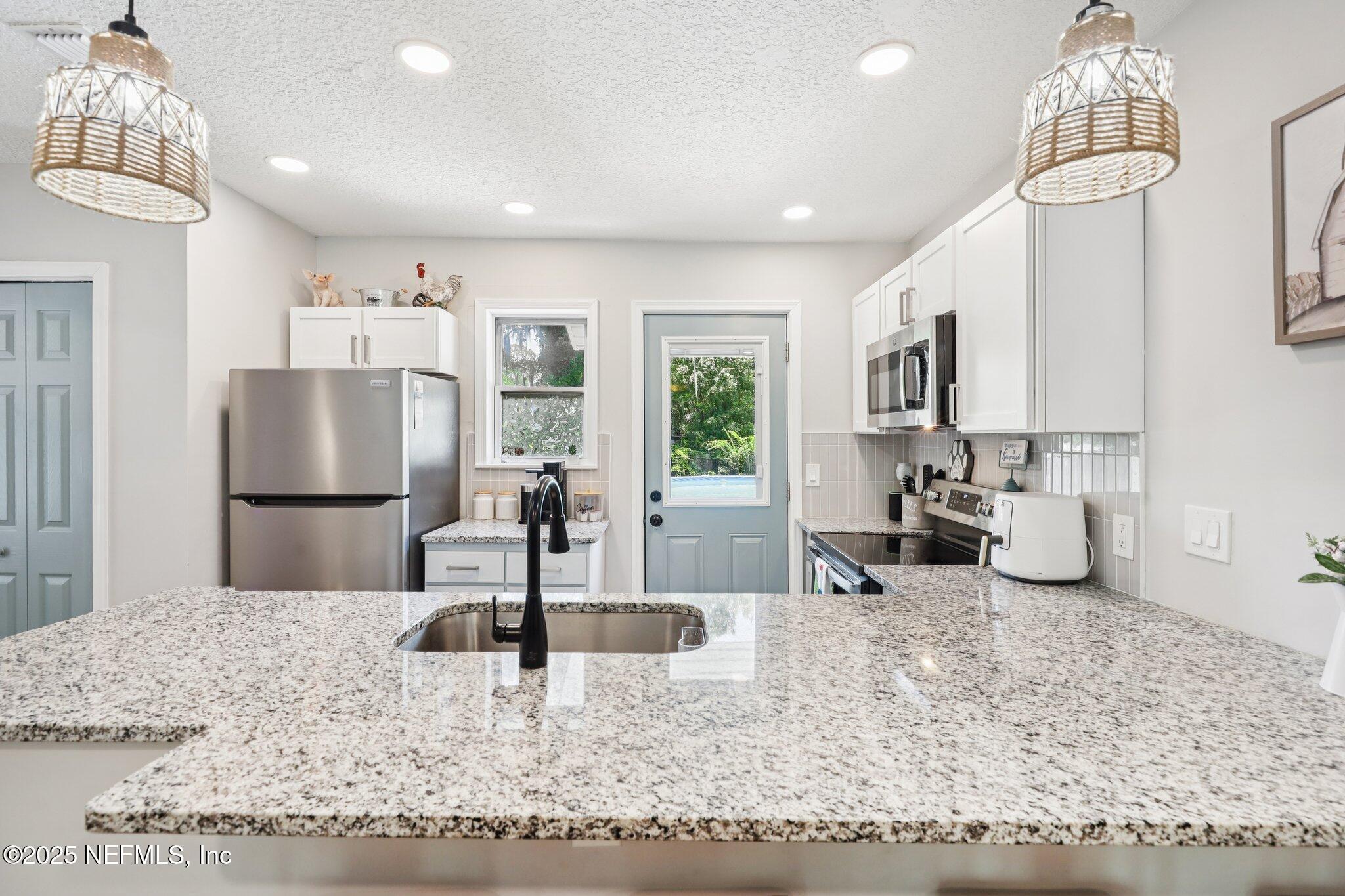 Property Photo: 1295 Randolph Street FL 32205