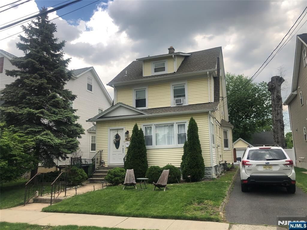 Property Photo: 423 Cherry Street NJ 07204