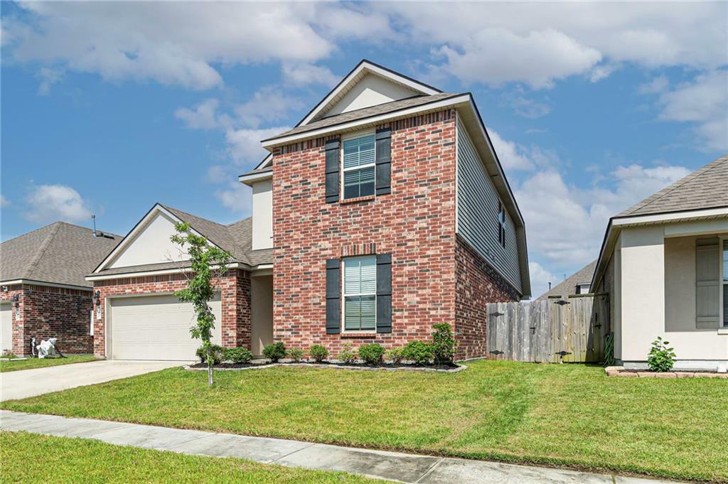 Property Photo: 760 Bent Cypress Lane LA 70461