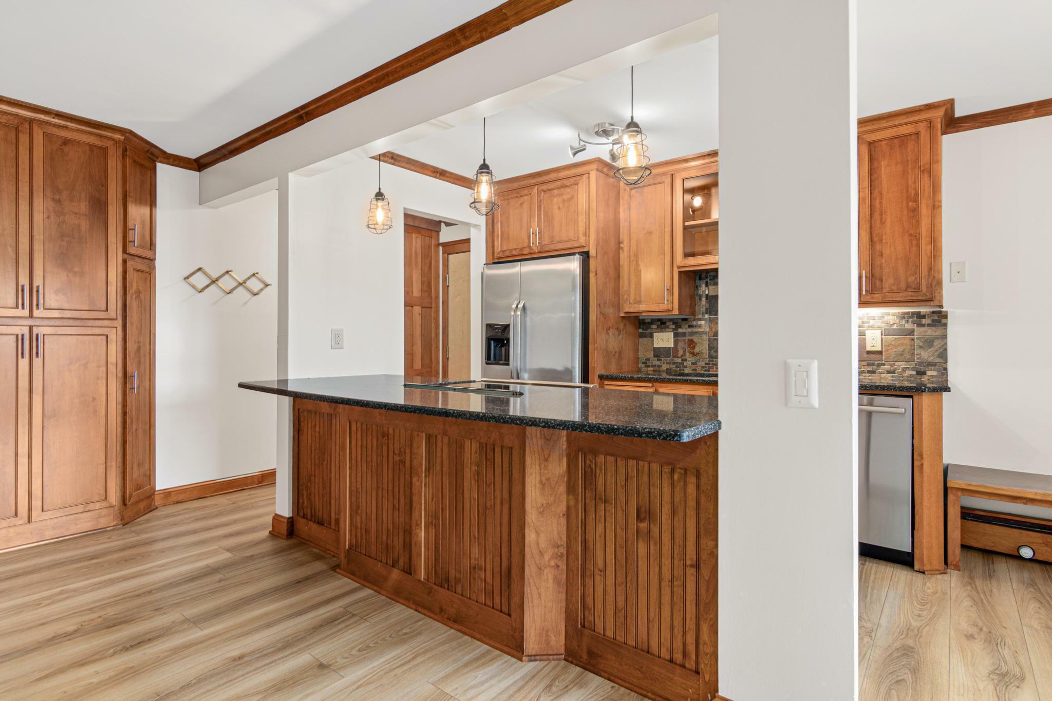 Property Photo: 4424 Cedar Lake Road S 4 MN 55416