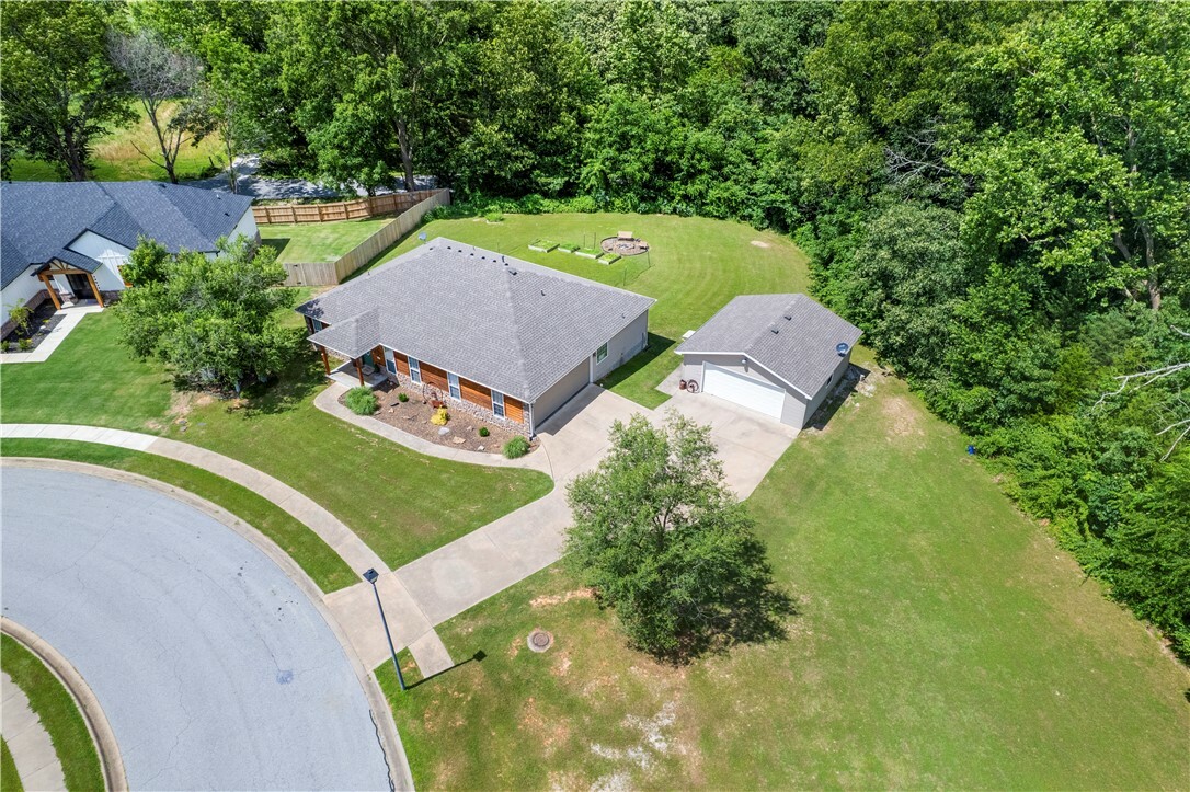 Property Photo:  950 Nemett Circle  AR 72751 