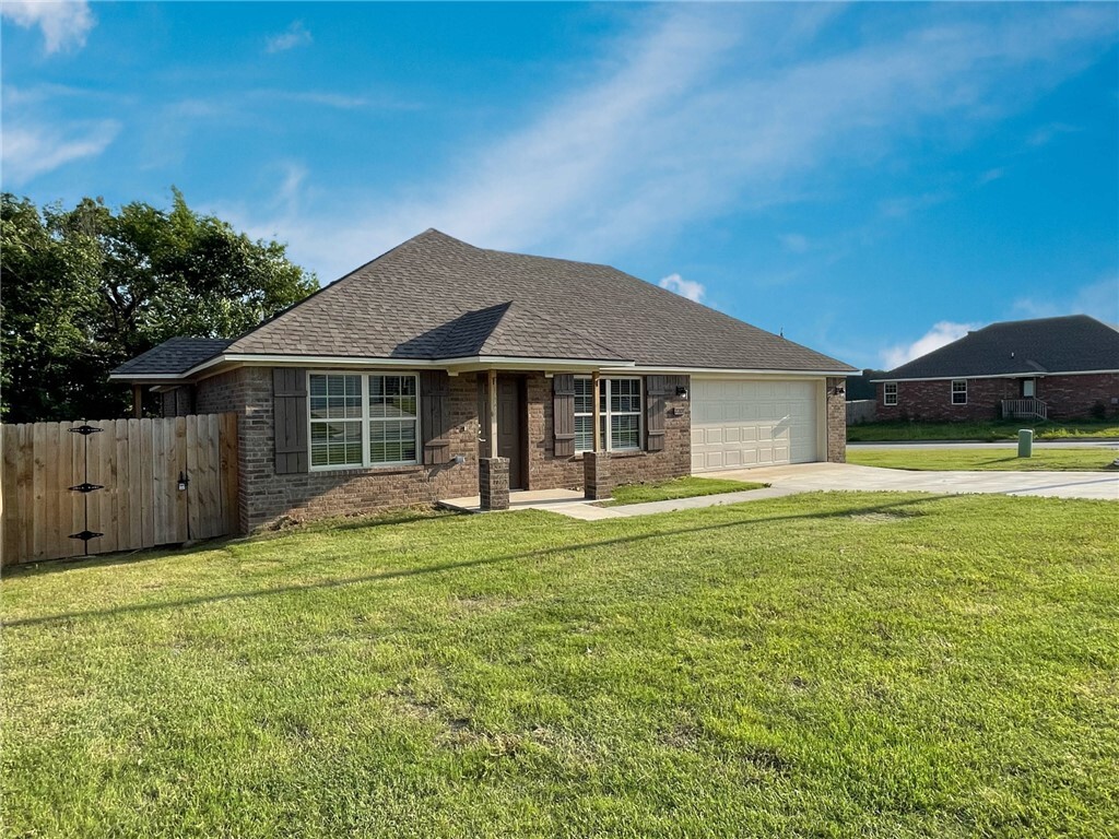 Property Photo: 2201 Brown Bear Lane AR 72734