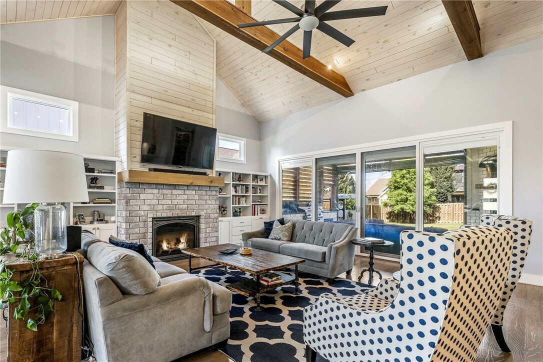 Property Photo: 406 SW E Street AR 72712