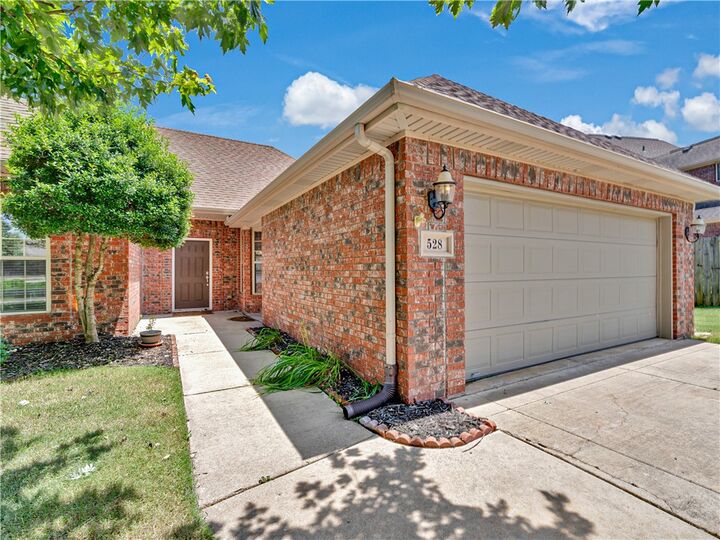 Property Photo:  528 N Brices Cross Drive  AR 72704 