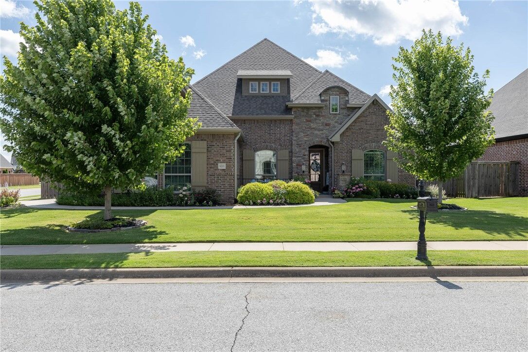 Property Photo:  6201 S 29th Street  AR 72758 