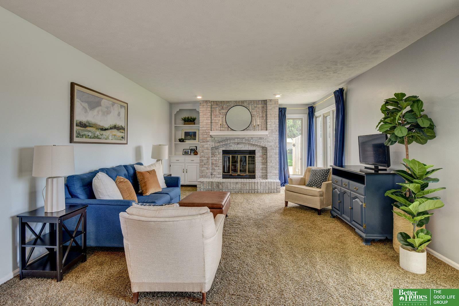 Property Photo: 15003 California Circle NE 68154