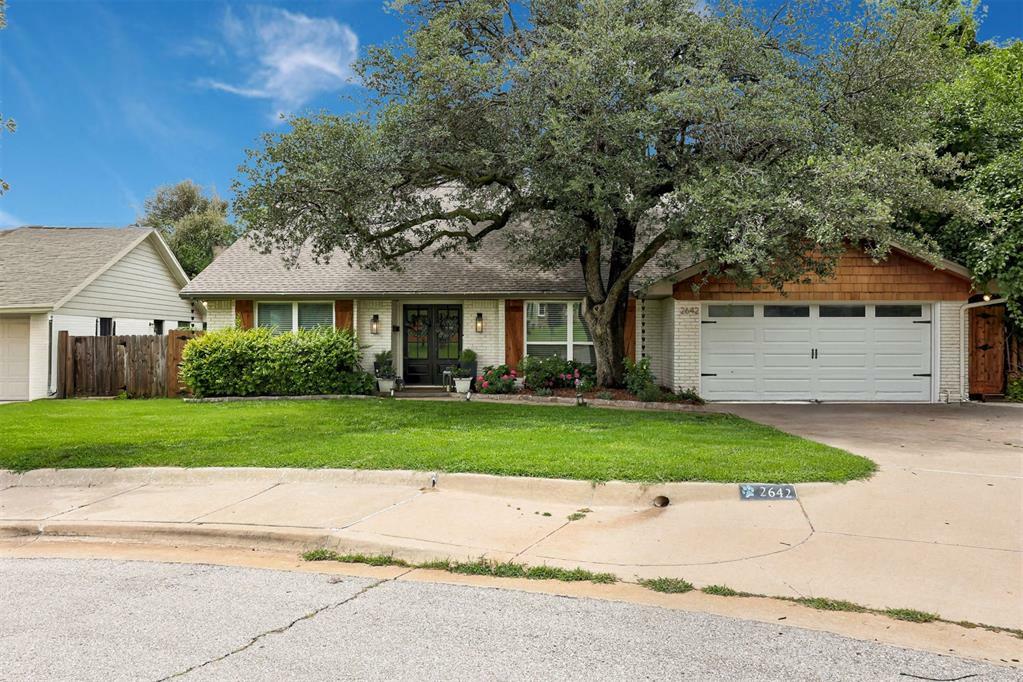 Property Photo: 2642 NW 42nd Street OK 73112