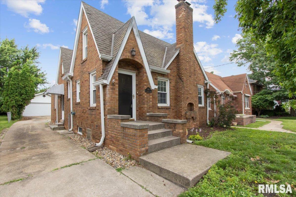 503 W Lawndale Avenue  Peoria IL 61604 photo