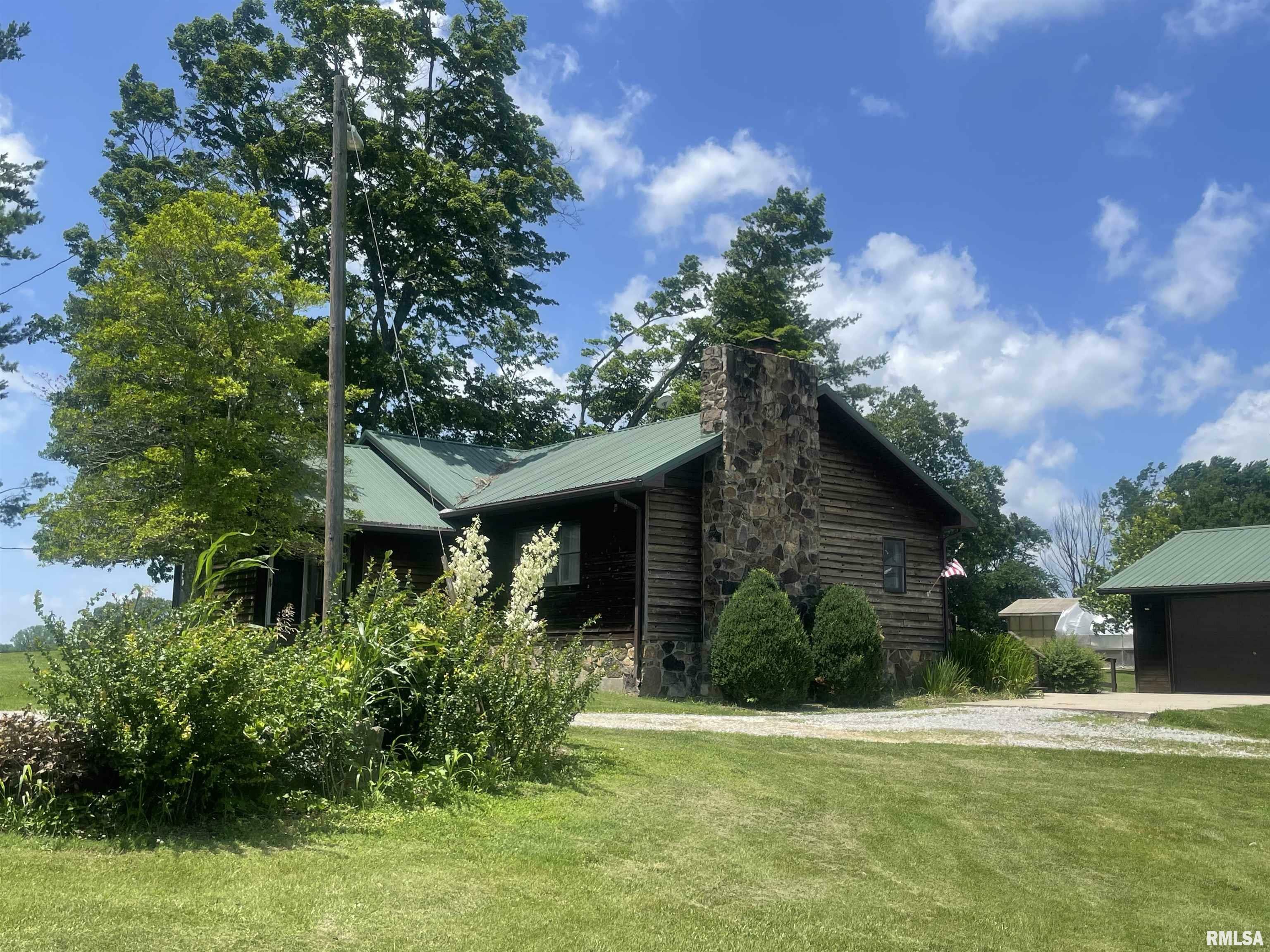 Property Photo: 9595 Old Highway 51 N IL 62920
