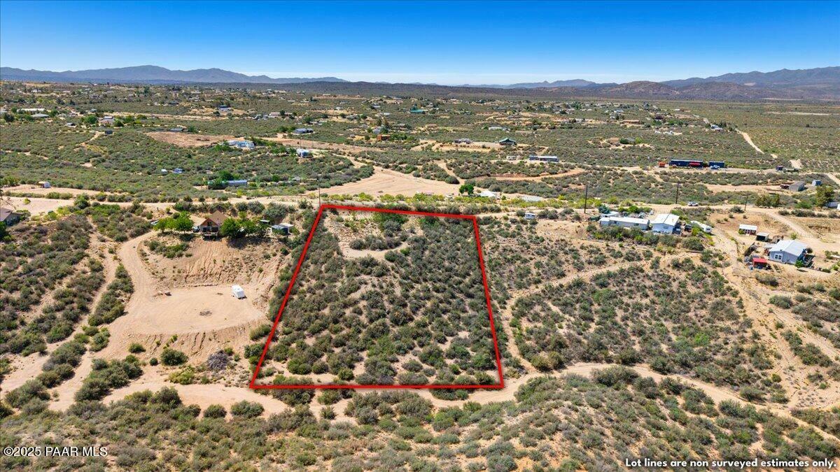 Property Photo: 8370 W Shelburne Road AZ 86332