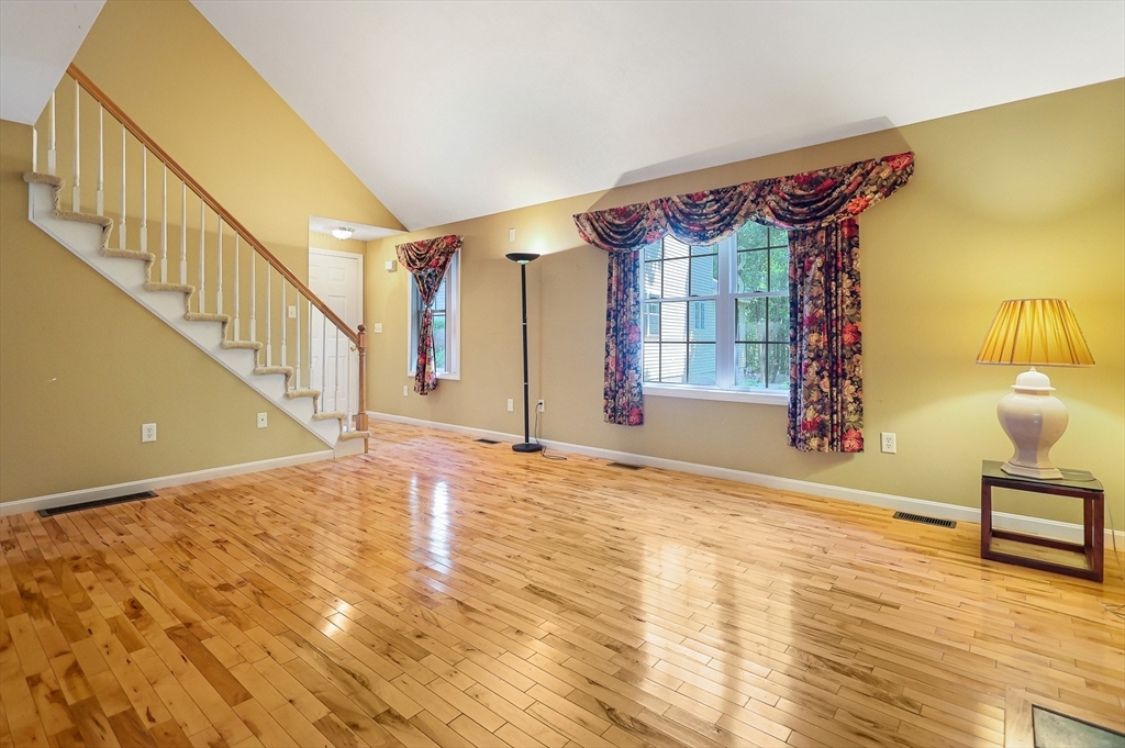Property Photo:  15 Heather Dr 27  MA 01844 