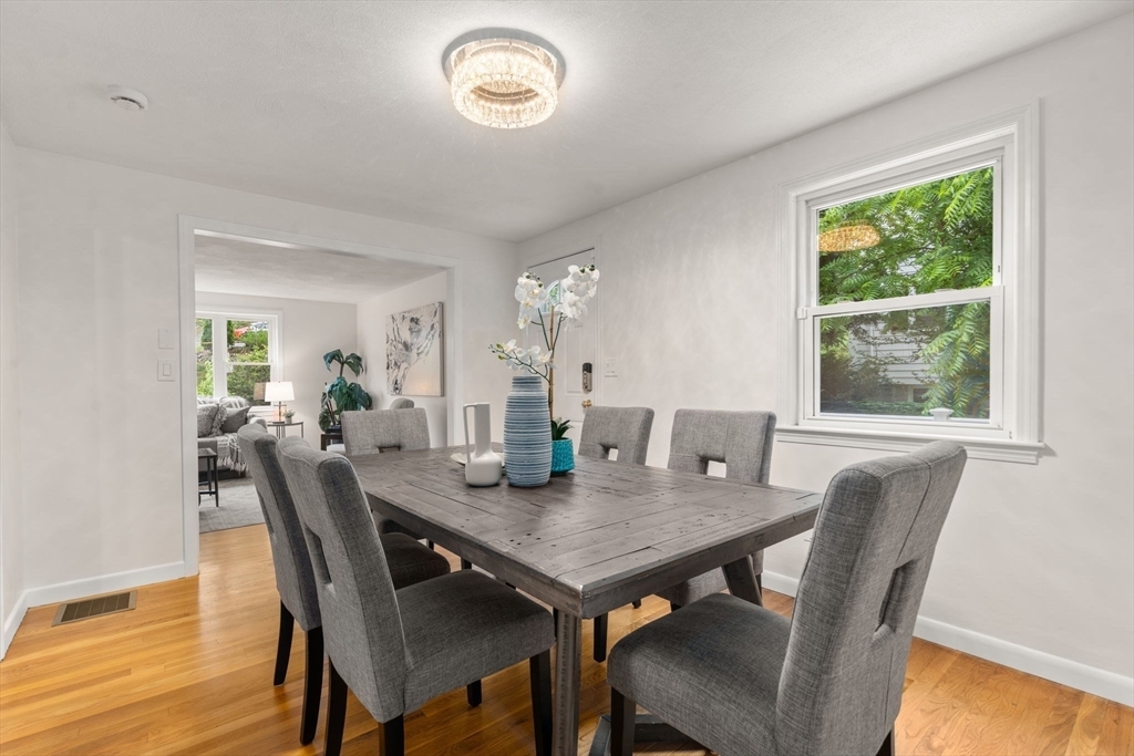 Property Photo: 37-39 Thurston Rd 1 MA 02464
