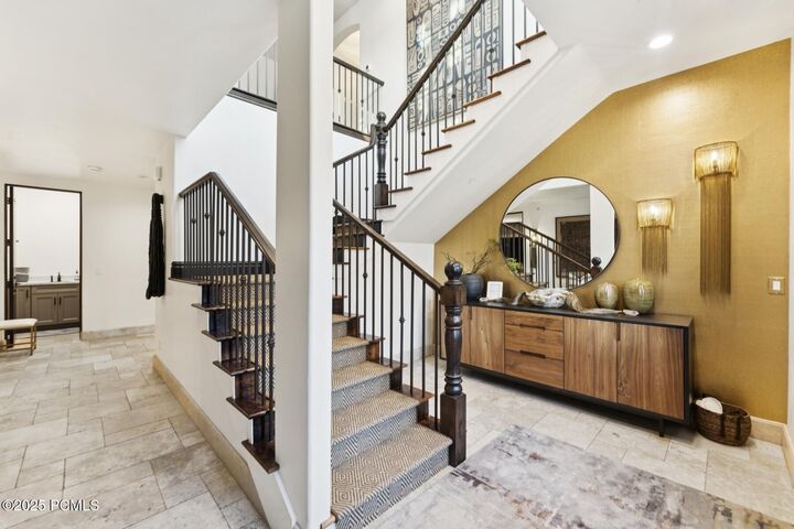 Property Photo: 7357 Pine Ridge Drive UT 84098