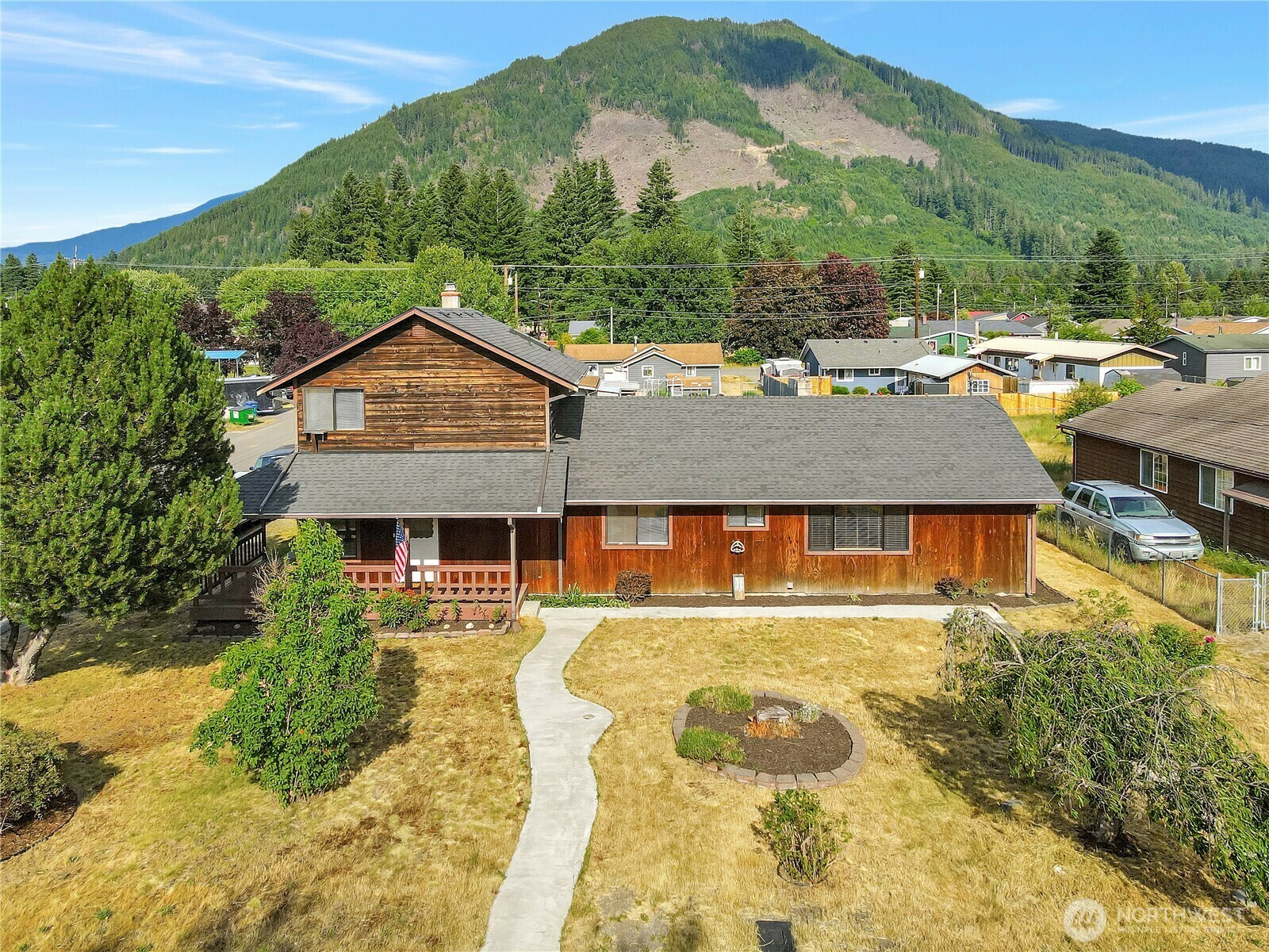 Property Photo: 930 Commercial Avenue WA 98241