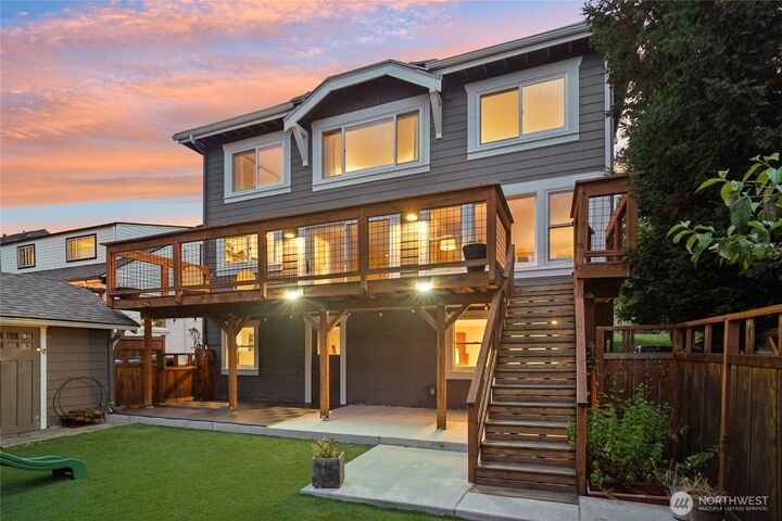 Property Photo:  2736  37th Avenue SW  WA 98126 