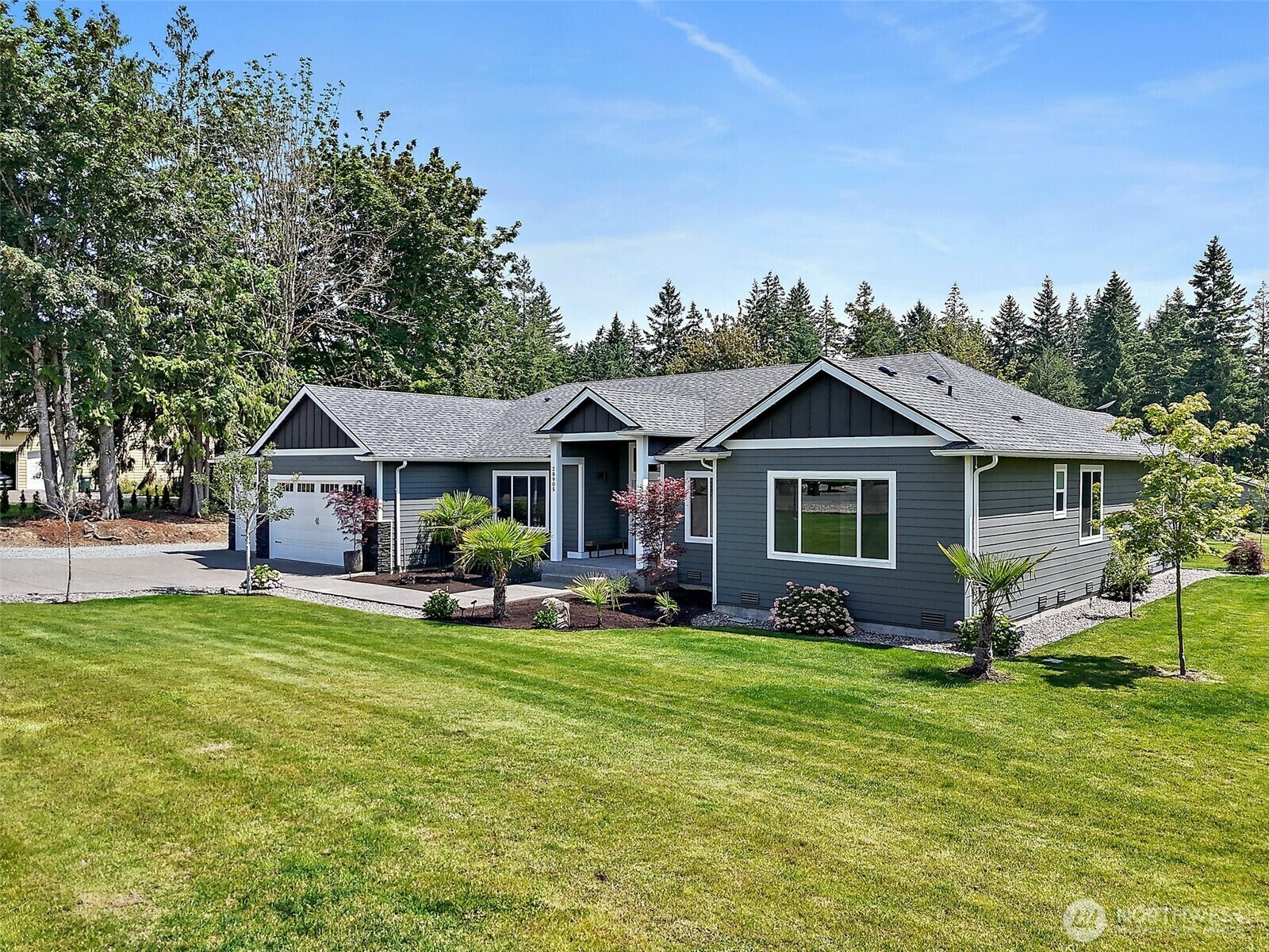 Property Photo:  28905  71st Ave E  WA 98338 