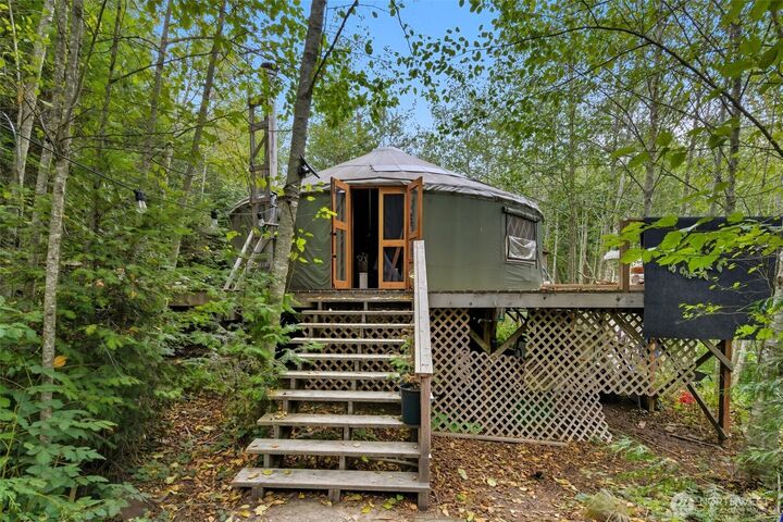 Property Photo:  5  Eaglemount Road  WA 98368 