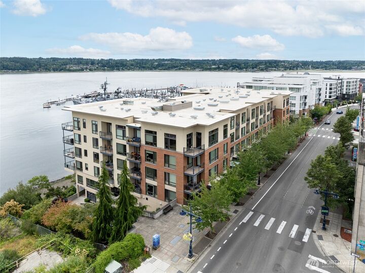 Property Photo: 400 Washington Avenue 115 WA 98337