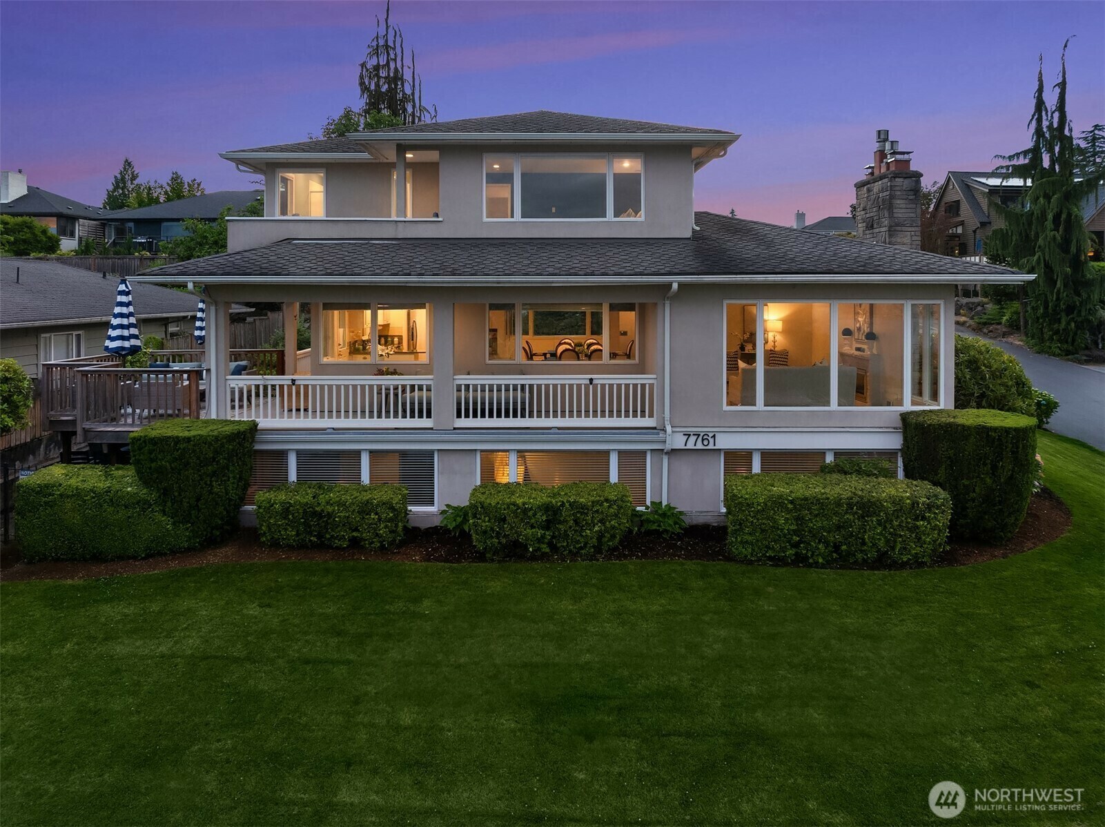 Property Photo: 7761 Lakemont Drive NE WA 98115