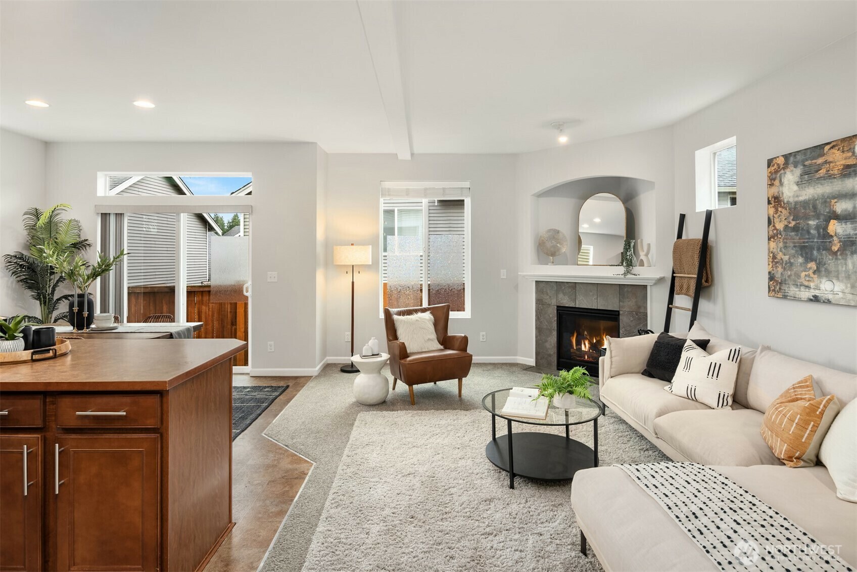 Property Photo: 402 124th Place SE WA 98208