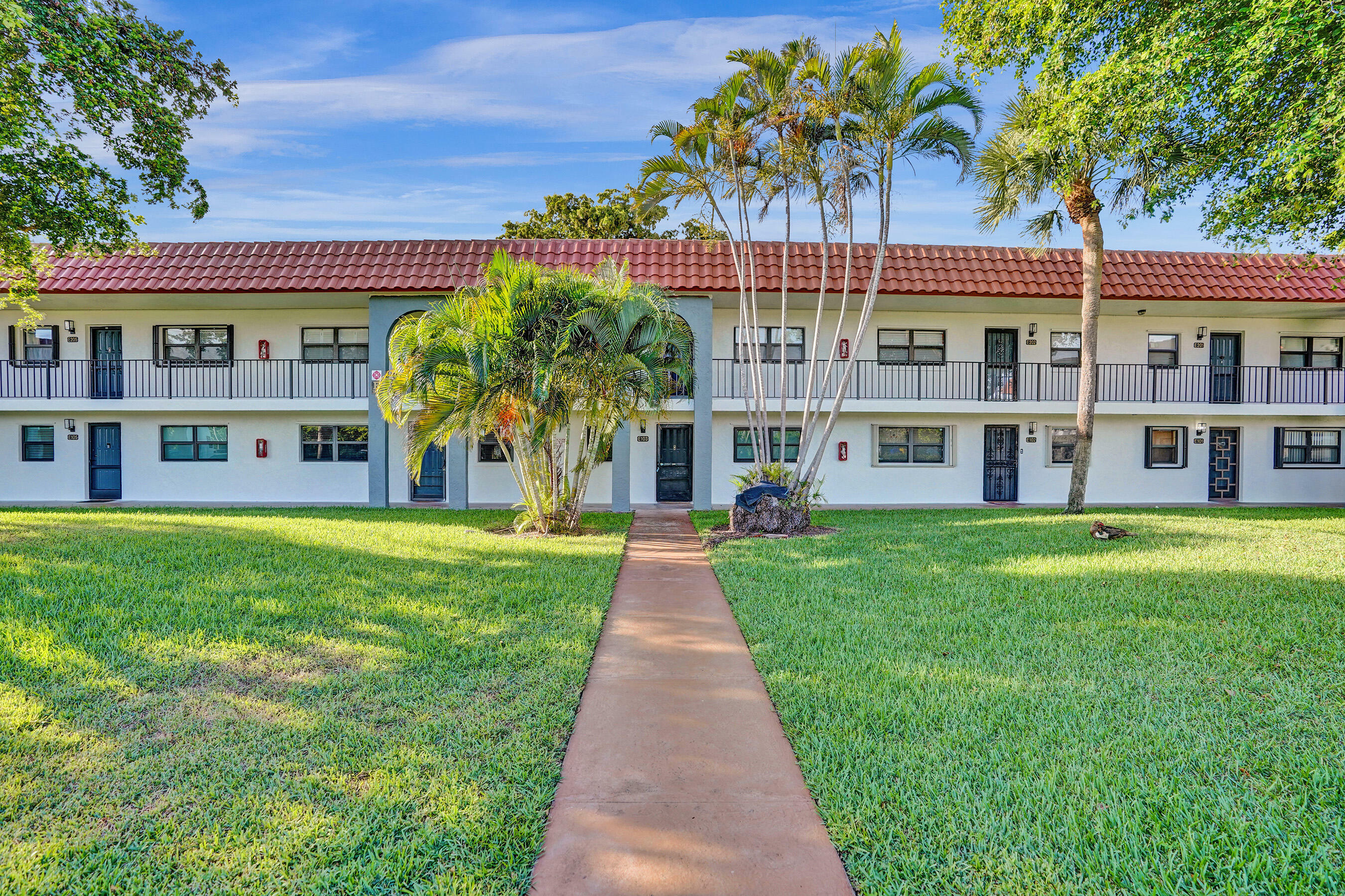Property Photo: 1981 W Woolbright Road E104 FL 33426