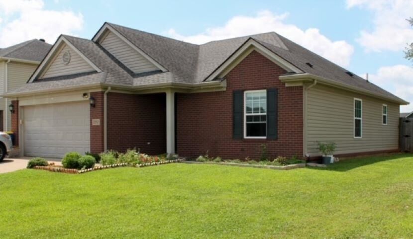 Property Photo:  1203 Chicory Way  KY 42104 