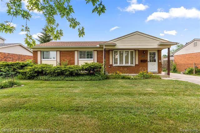 Property Photo:  15101 Westlake Street  MI 48180 