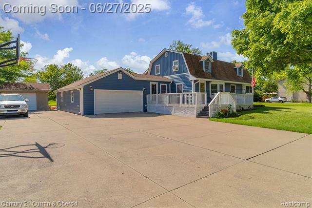Property Photo: 32342 Truman Road MI 48173