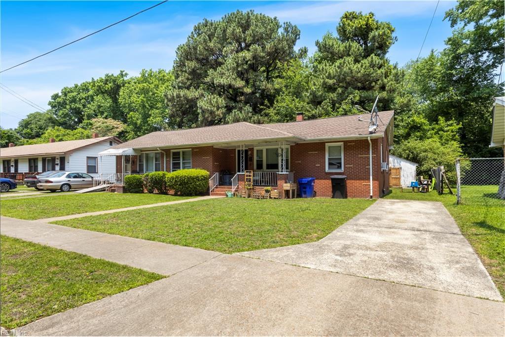 Property Photo:  249 Choate  (251) St  VA 23707 