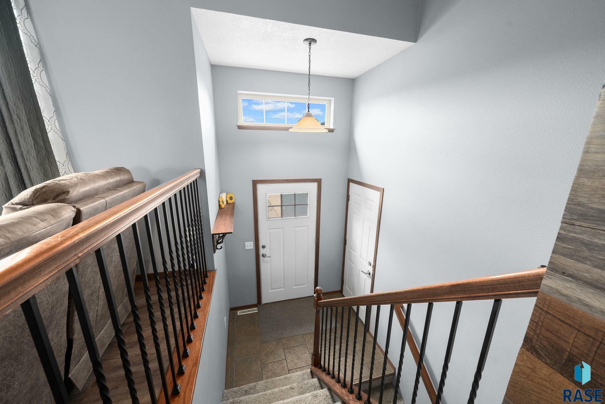 Property Photo: 7905 W Wilson Dr SD 57106