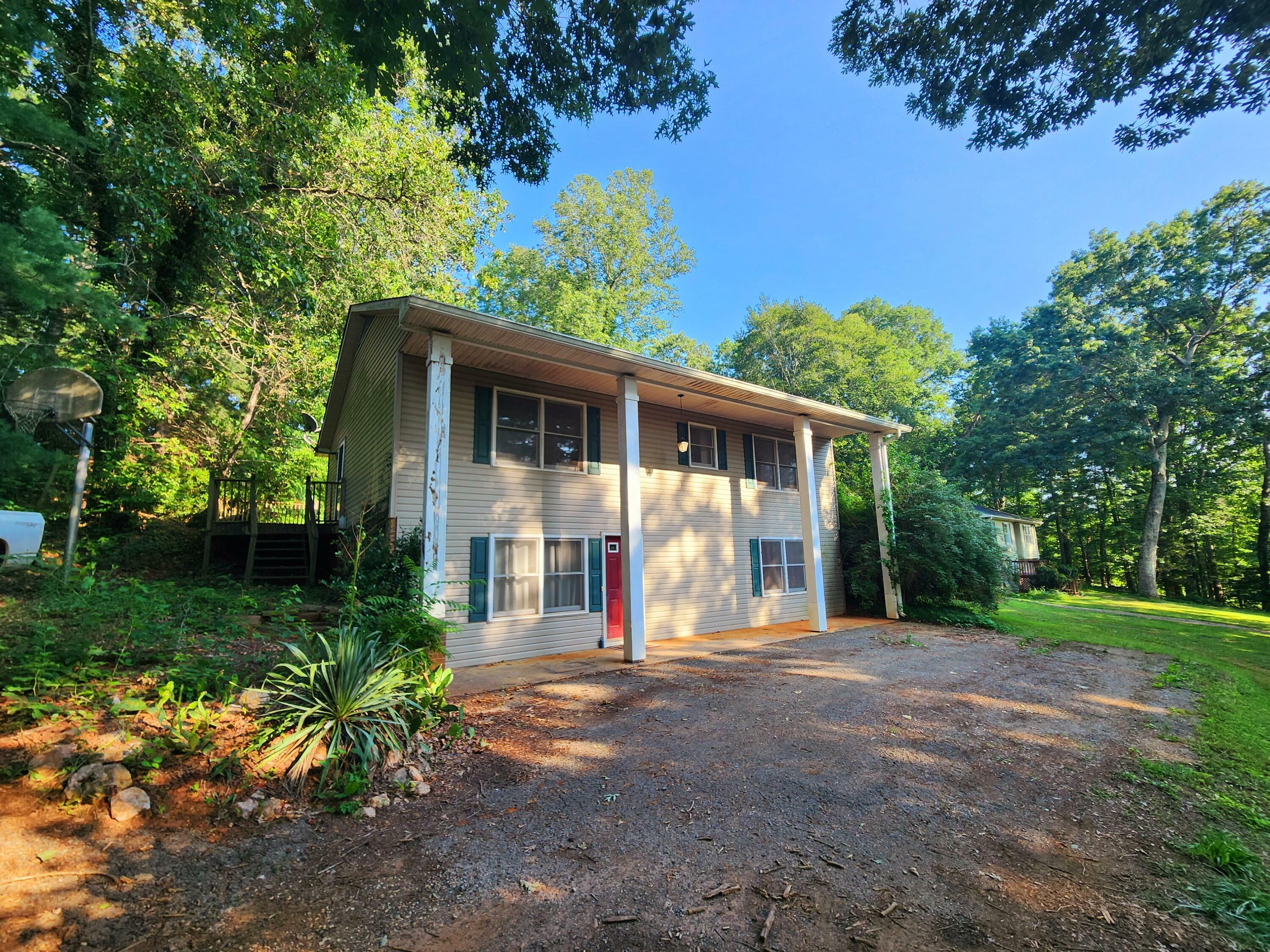 Property Photo: 2142 Brick Church Rd VA 24151
