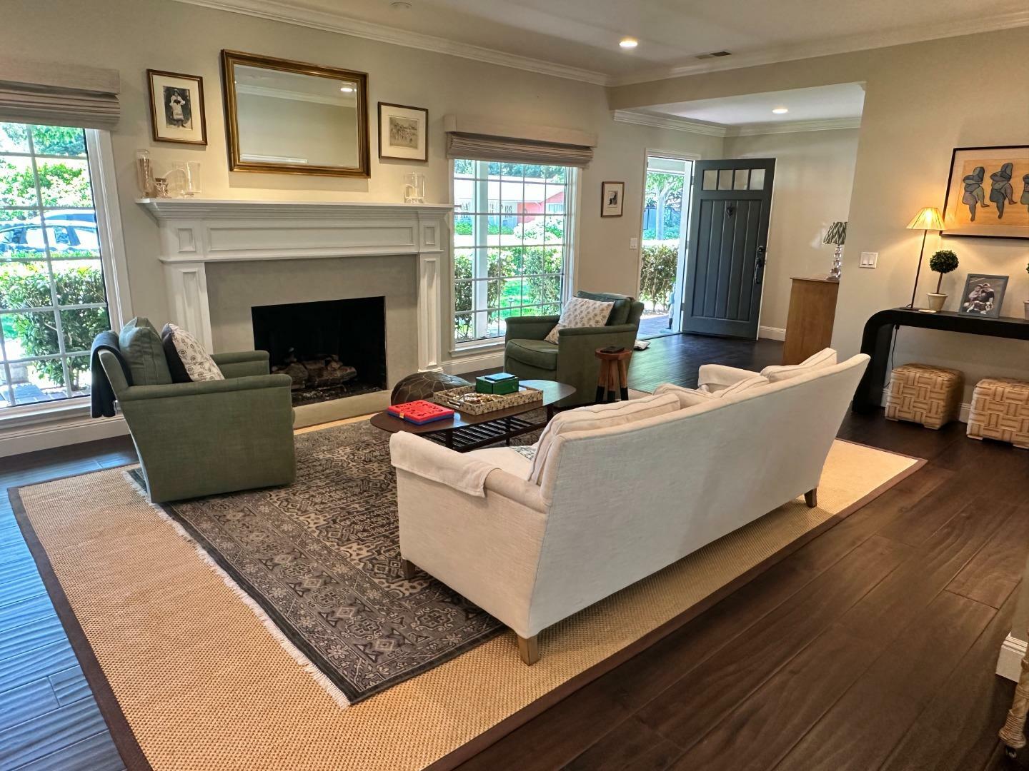 Property Photo: 1360 Elder Avenue CA 94025