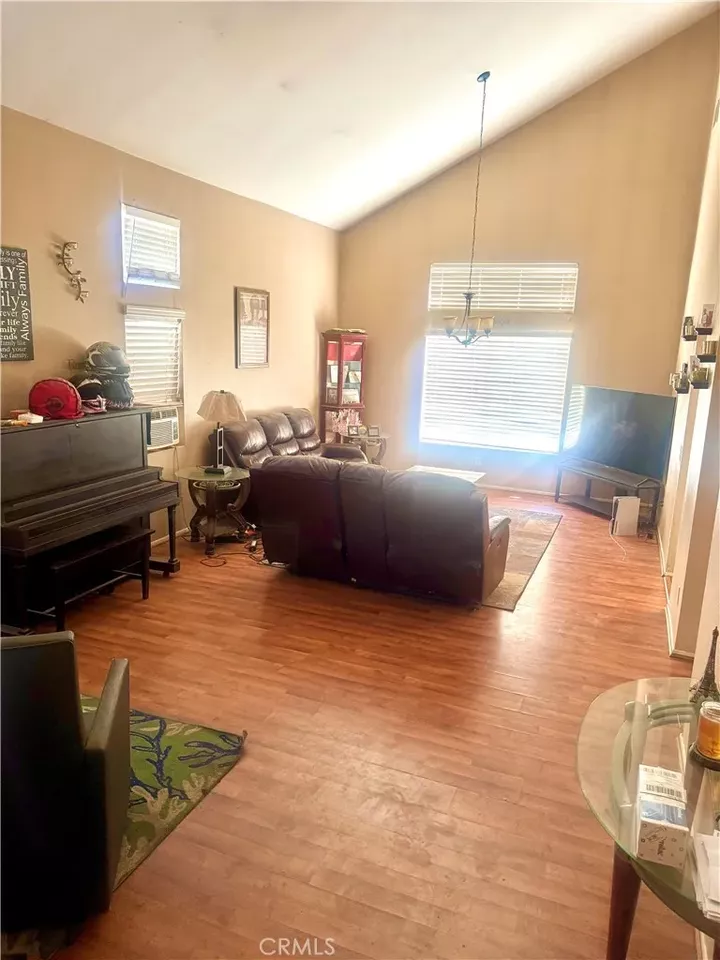 Property Photo:  44686 Calle Hilario  CA 92592