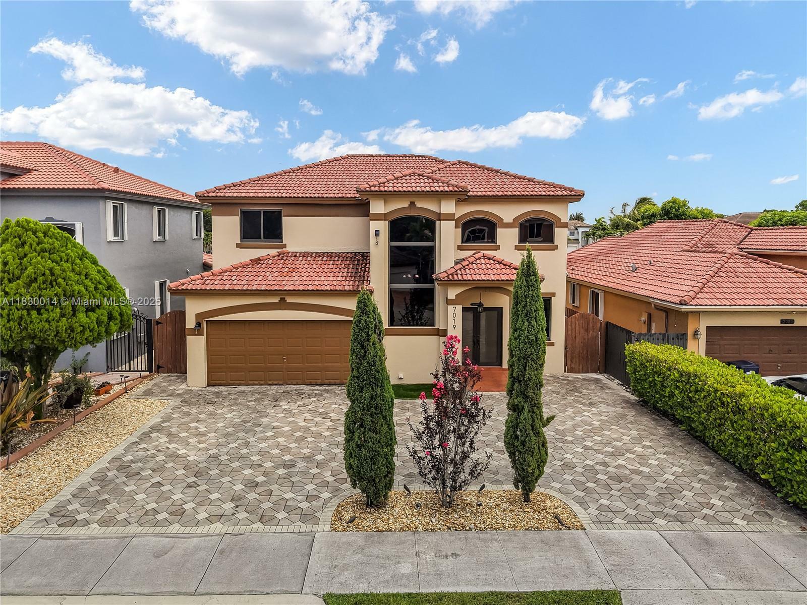 Property Photo: 7019 SW 162nd Path FL 33193