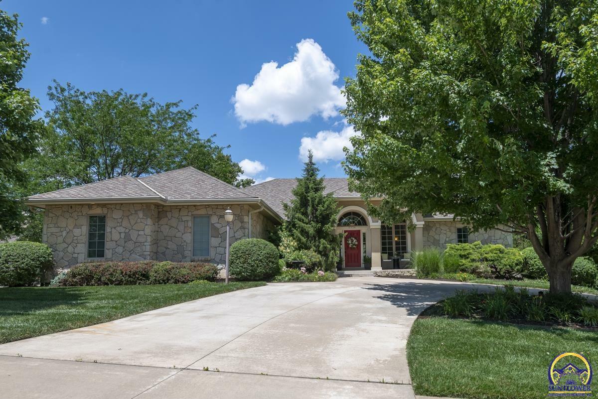 5326 SW 40th Ter  Topeka KS 66610 photo