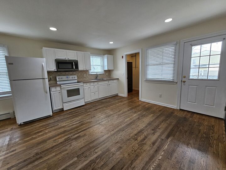 Property Photo: 59 Harbor Street 2 CT 06902